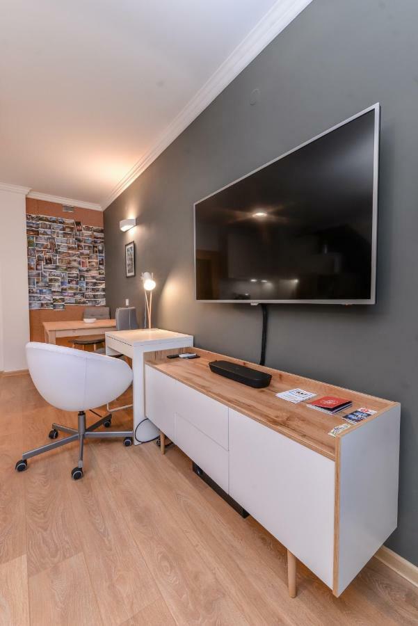 The Spot - Fully Equipped, Central, Modern Studio By Flat Mаnager Sofia Luaran gambar