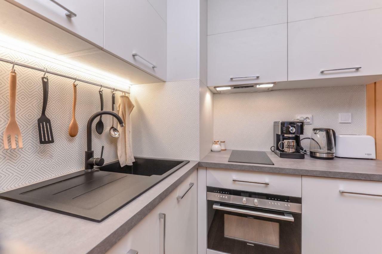 The Spot - Fully Equipped, Central, Modern Studio By Flat Mаnager Sofia Luaran gambar